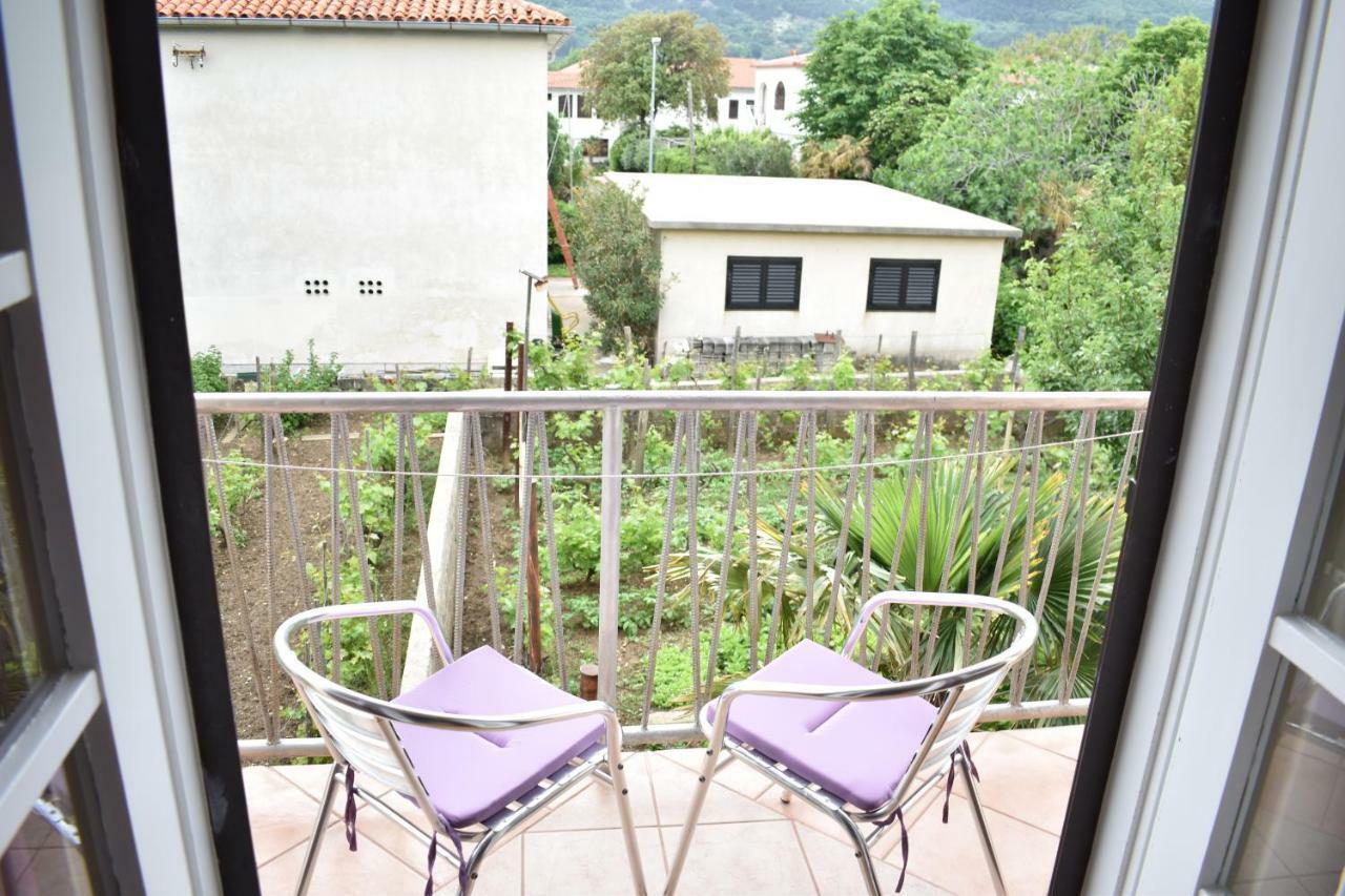 Apartments Lavandula Baska Exterior foto