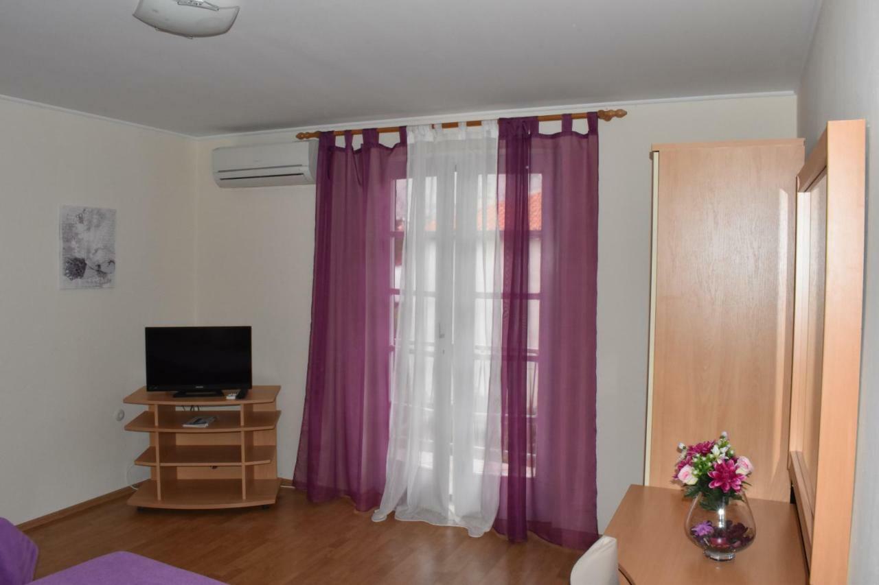 Apartments Lavandula Baska Exterior foto
